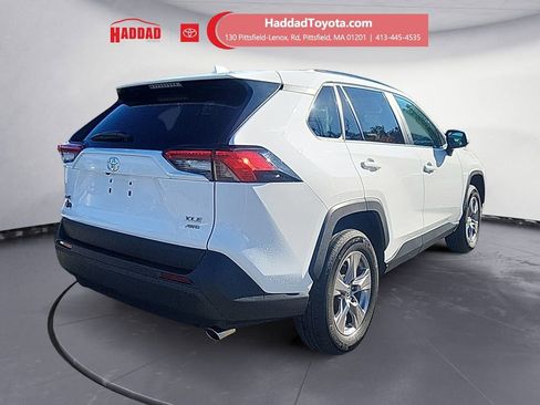 Used 2024 Toyota RAV4 XLE image 5