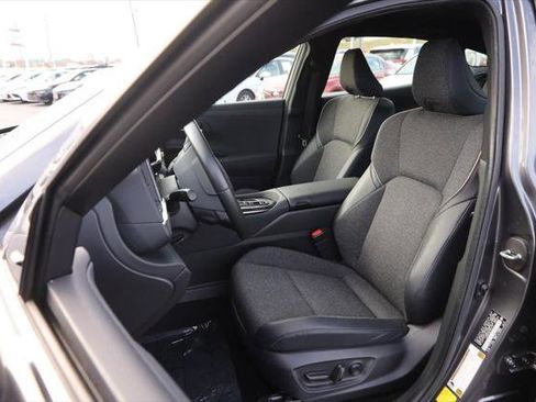 Certified 2023 Toyota Crown image 8