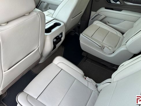 Certified 2024 GMC Yukon Denali AWD/4WD image 13