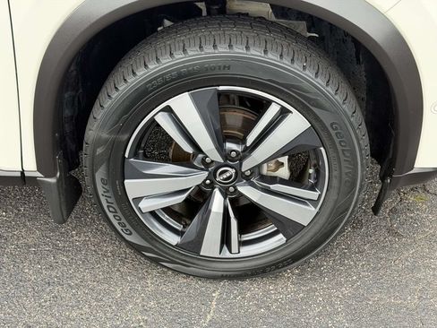 Used 2023 Nissan Rogue SL w/ SL Premium Package AWD/4WD image 25