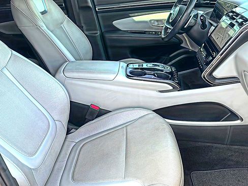 Used 2024 Hyundai Tucson Limited FWD image 24