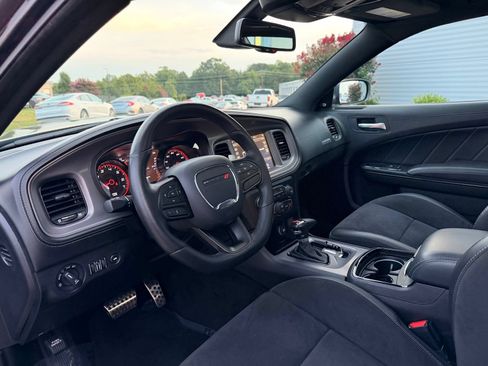 Used 2023 Dodge Charger R/T w/ Plus Group RWD image 18