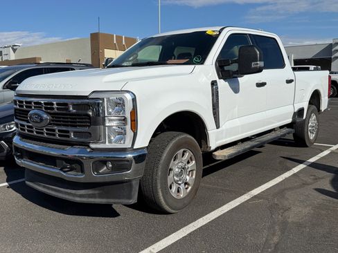 Used 2024 Ford F350 XLT image 5