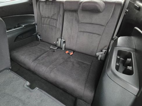 Used 2022 Honda Pilot Sport image 18