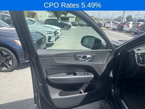 Certified 2023 Volvo XC60 B5 Plus AWD/4WD image 19