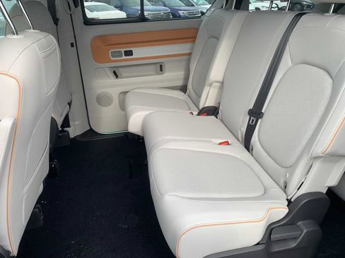 New 2025 Volkswagen ID. Buzz 1st Edition image 9