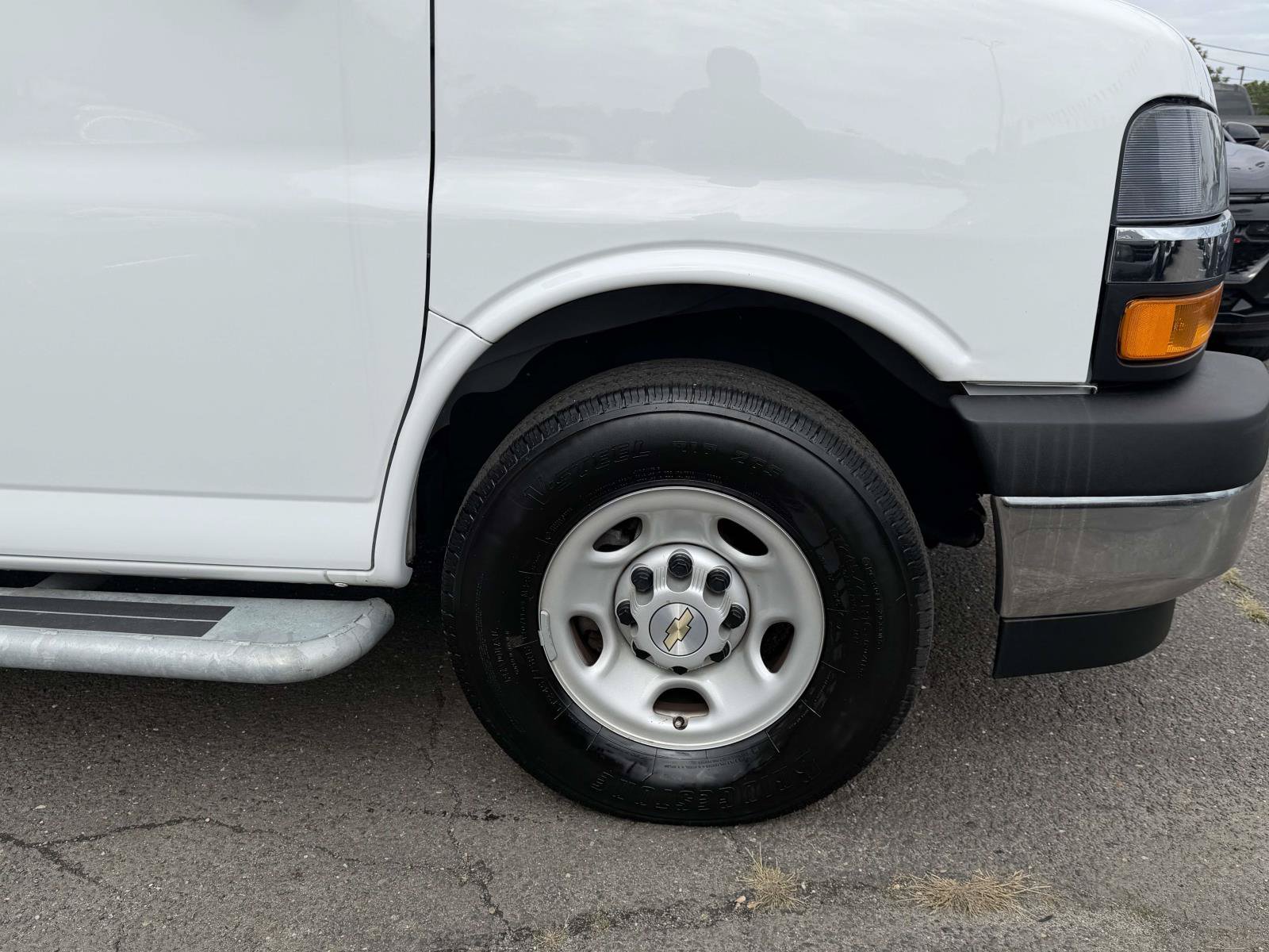 Certified 2025 Chevrolet Express 2500 w/ Driver Convenience Package RWD image 7
