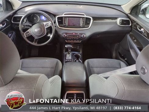 Used 2020 Kia Sorento LX w/ LX I4 Convenience Package image 30
