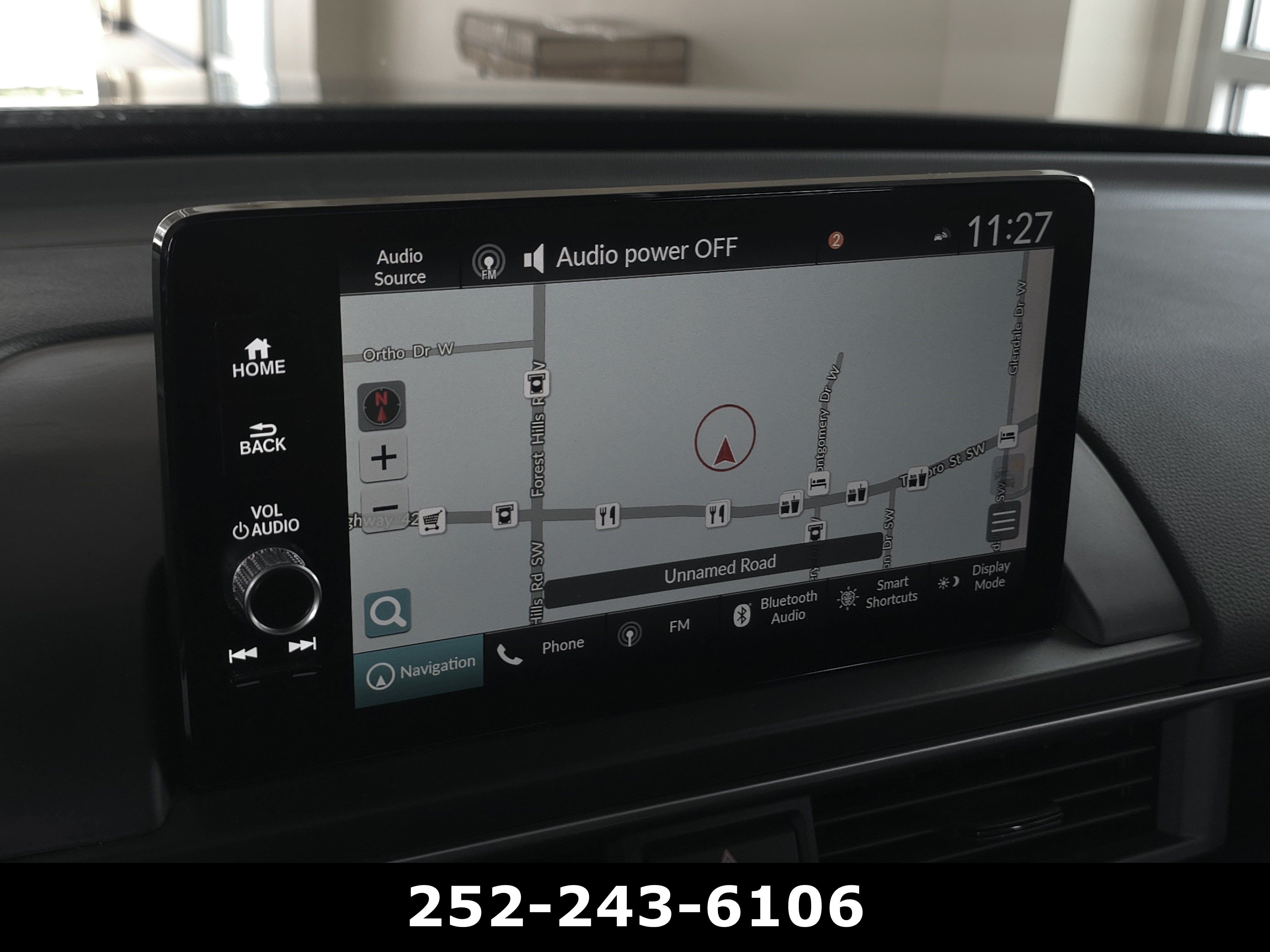 Used 2025 Honda Pilot Touring image 18