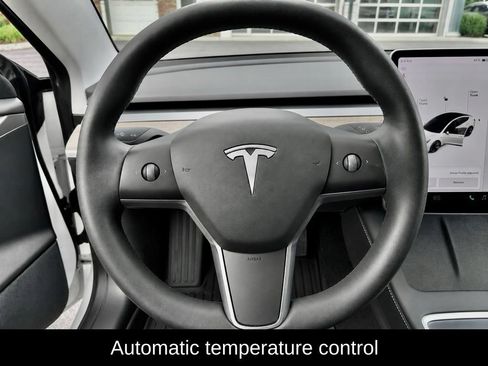 Used 2021 Tesla Model 3 Long Range AWD/4WD image 9