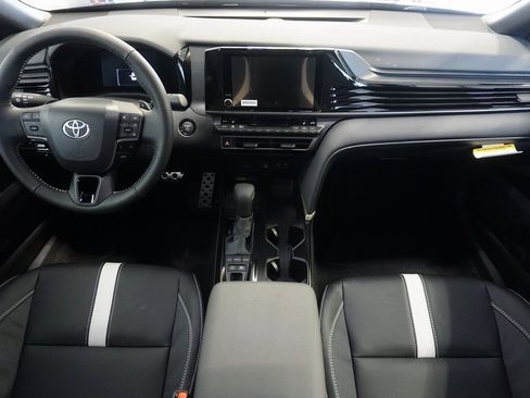 New 2026 Toyota Camry SE image 27