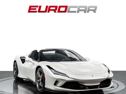 Used 2023 Ferrari F8 Tributo RWD image 9