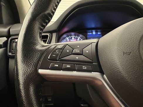 Used 2022 Nissan Rogue Sport SL AWD/4WD image 4