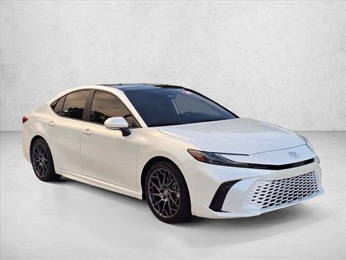 Certified 2025 Toyota Camry XSE FWD image 3