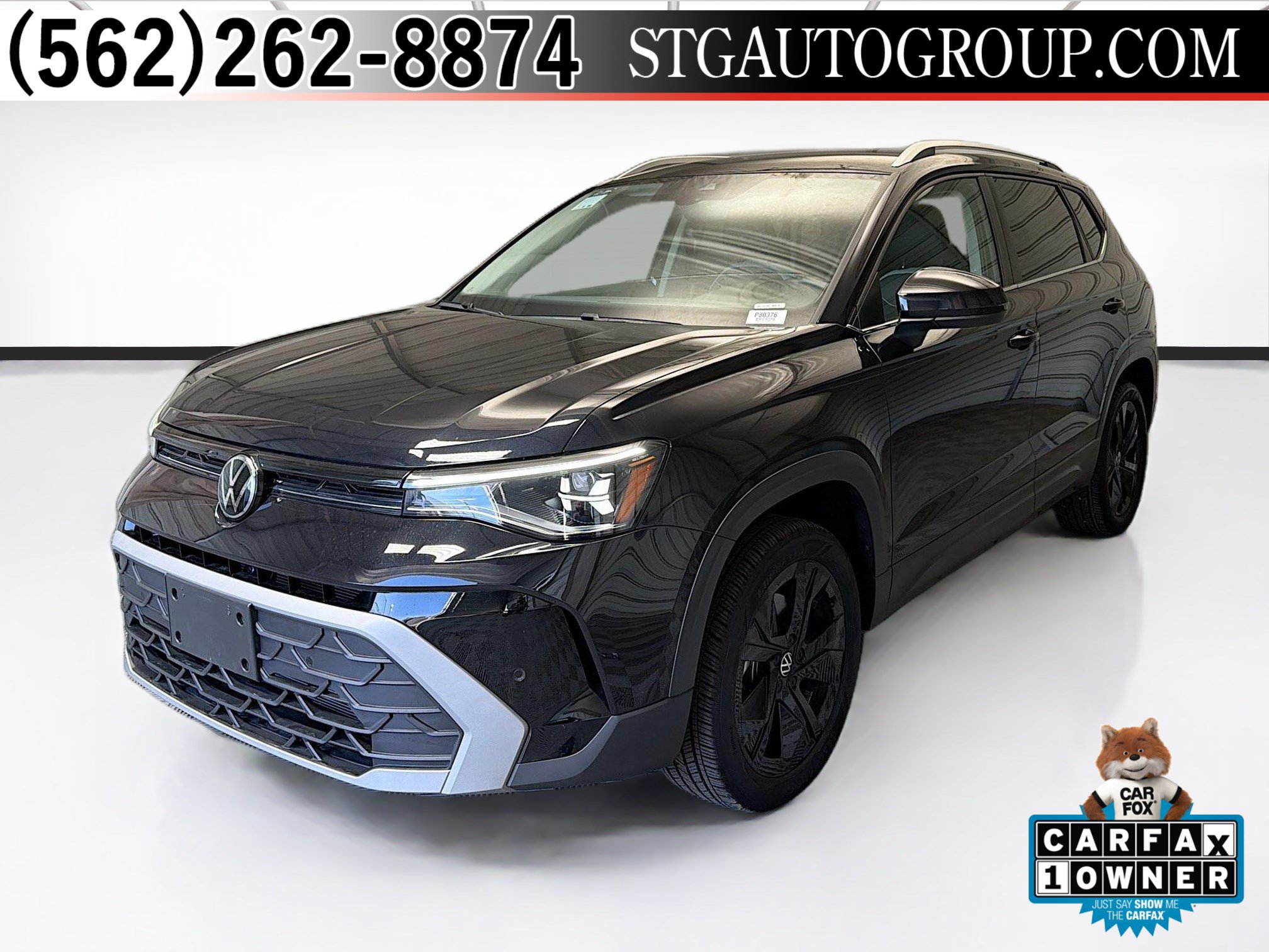 Used 2025 Volkswagen Taos SE w/ Black Wheel Package FWD image 1