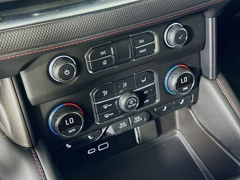 Used 2021 Chevrolet Tahoe RST w/ Luxury Package image 28