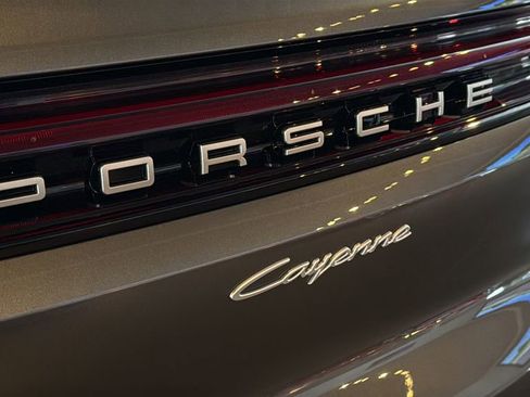 New 2026 Porsche Cayenne AWD/4WD image 24