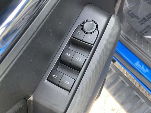 Used 2023 Chevrolet Colorado LT w/ LT Convenience Package III image 16