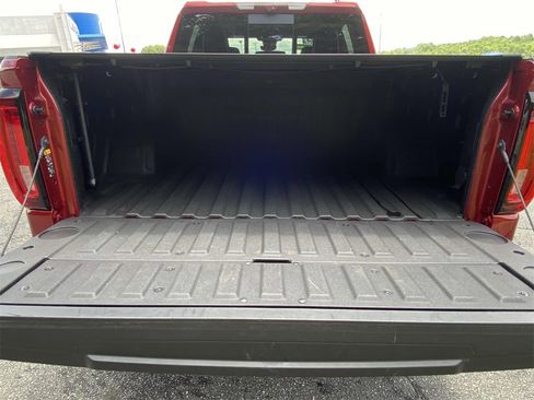 Used 2023 GMC Sierra 1500 AT4X image 30