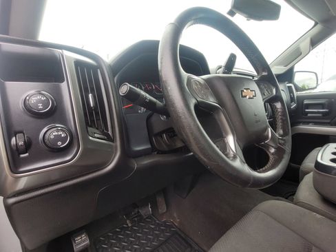 Used 2019 Chevrolet Silverado 1500 LT AWD/4WD image 14