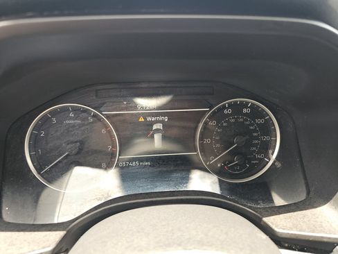 Used 2022 Mitsubishi Outlander ES FWD image 13