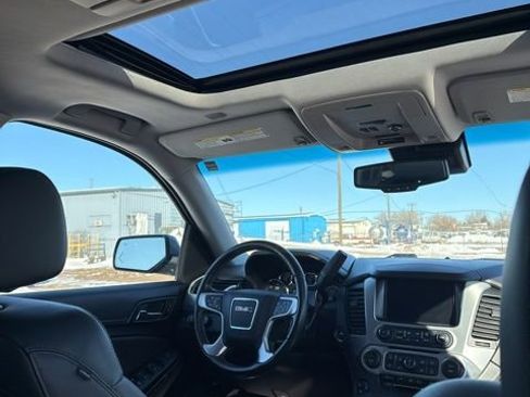Used 2016 GMC Yukon XL SLT w/ Open Road Package image 27