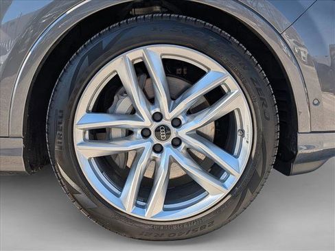 Certified 2025 Audi Q7 3.0T Premium Plus w/ Premium Plus Package image 28