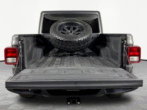 Used 2022 Jeep Gladiator Sport AWD/4WD image 7