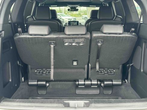 Certified 2024 Honda Odyssey Sport image 24