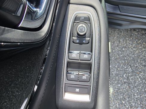 New 2025 Subaru Outback Touring image 10