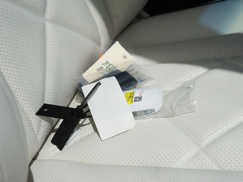 New 2025 Genesis GV80 3.5T Prestige image 25