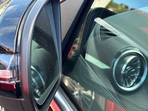 Used 2025 Mercedes-Benz GLA 250 image 16