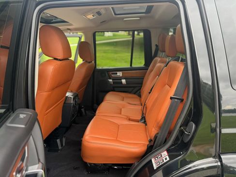 Used 2016 Land Rover LR4 HSE LUX AWD/4WD image 30