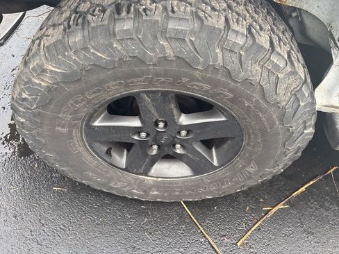 Used 2016 Jeep Wrangler Unlimited Sport image 10