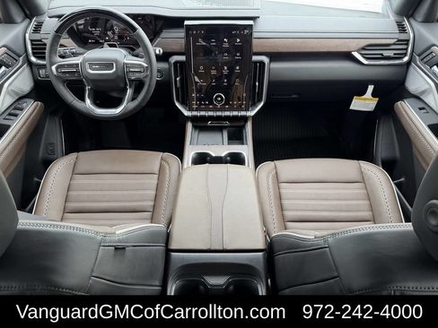 New 2026 GMC Acadia Denali Ultimate w/ LPO, Floor Liner Package AWD/4WD image 10
