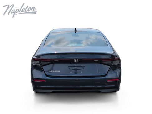 Used 2024 Honda Accord EX image 4