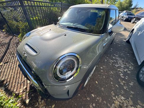 Used 2022 MINI Cooper S FWD image 6