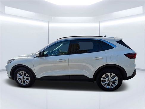 Used 2023 Ford Escape Active w/ Tech Pack #2 image 6