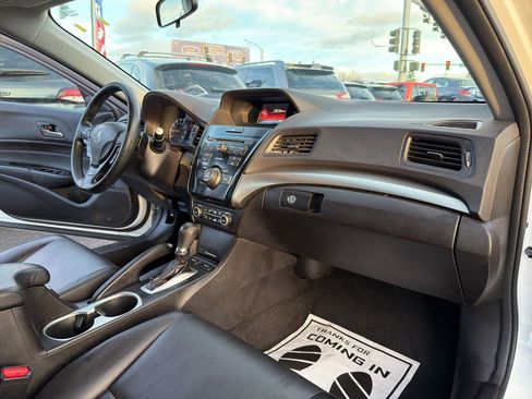 Used 2018 Acura ILX w/ Special Edition Package image 17