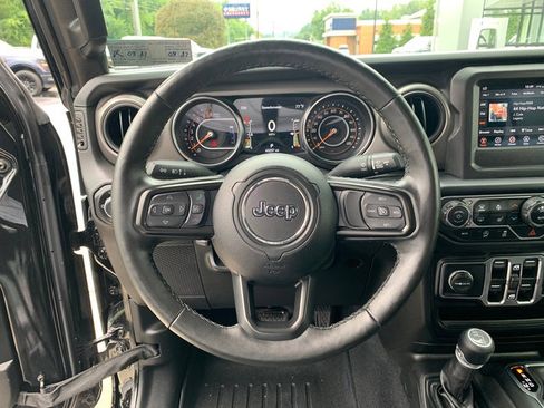 Used 2021 Jeep Wrangler Unlimited Sport AWD/4WD image 22