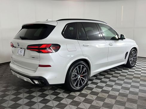 Used 2026 BMW X5 xDrive50e w/ M Sport Package AWD/4WD image 5