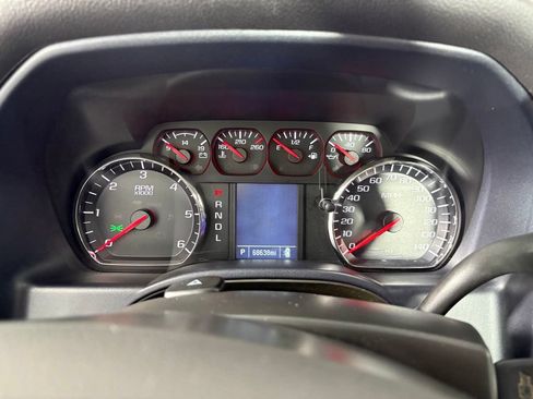 Used 2017 Chevrolet Silverado 1500 W/T AWD/4WD image 19