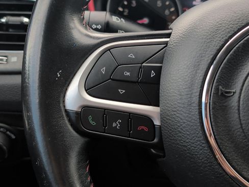 Used 2019 Jeep Compass Trailhawk AWD/4WD image 14