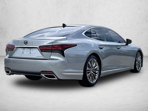 Used 2022 Lexus LS 500 w/ Interior Upgrade Package RWD image 2