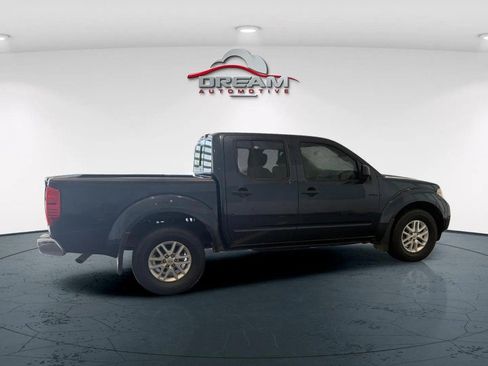 Used 2018 Nissan Frontier SV AWD/4WD image 16
