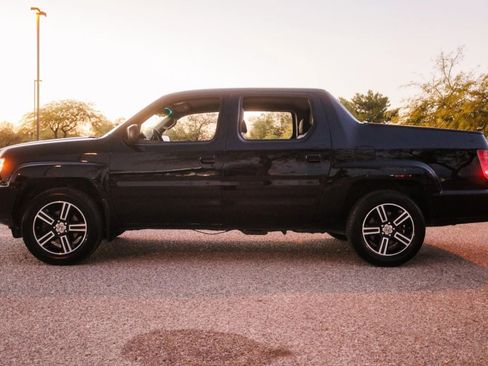 Used 2012 Honda Ridgeline Sport image 9