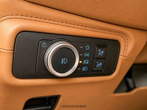 Used 2025 Ford Bronco Badlands AWD/4WD image 33