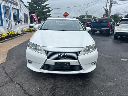 Used 2015 Lexus ES 350 w/ Luxury Package FWD image 9