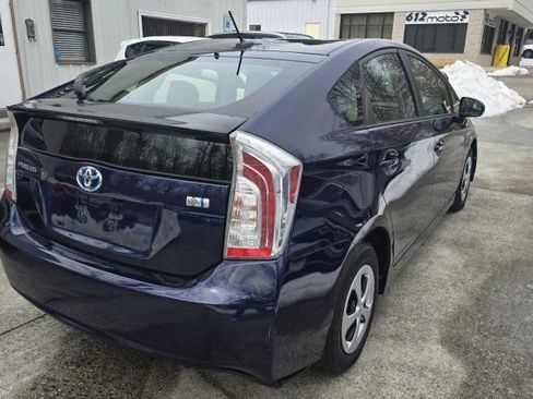 Used 2013 Toyota Prius Three image 5