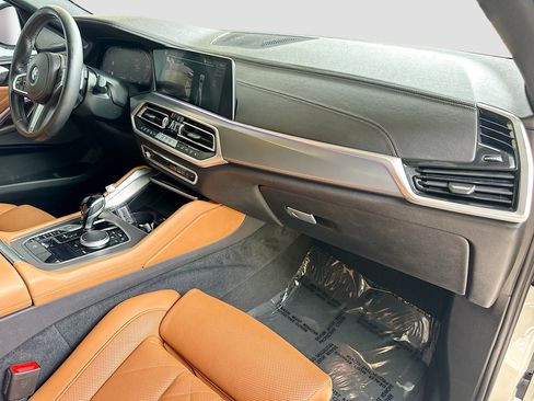 Certified 2023 BMW X6 xDrive40i w/ M Sport Package AWD/4WD image 30